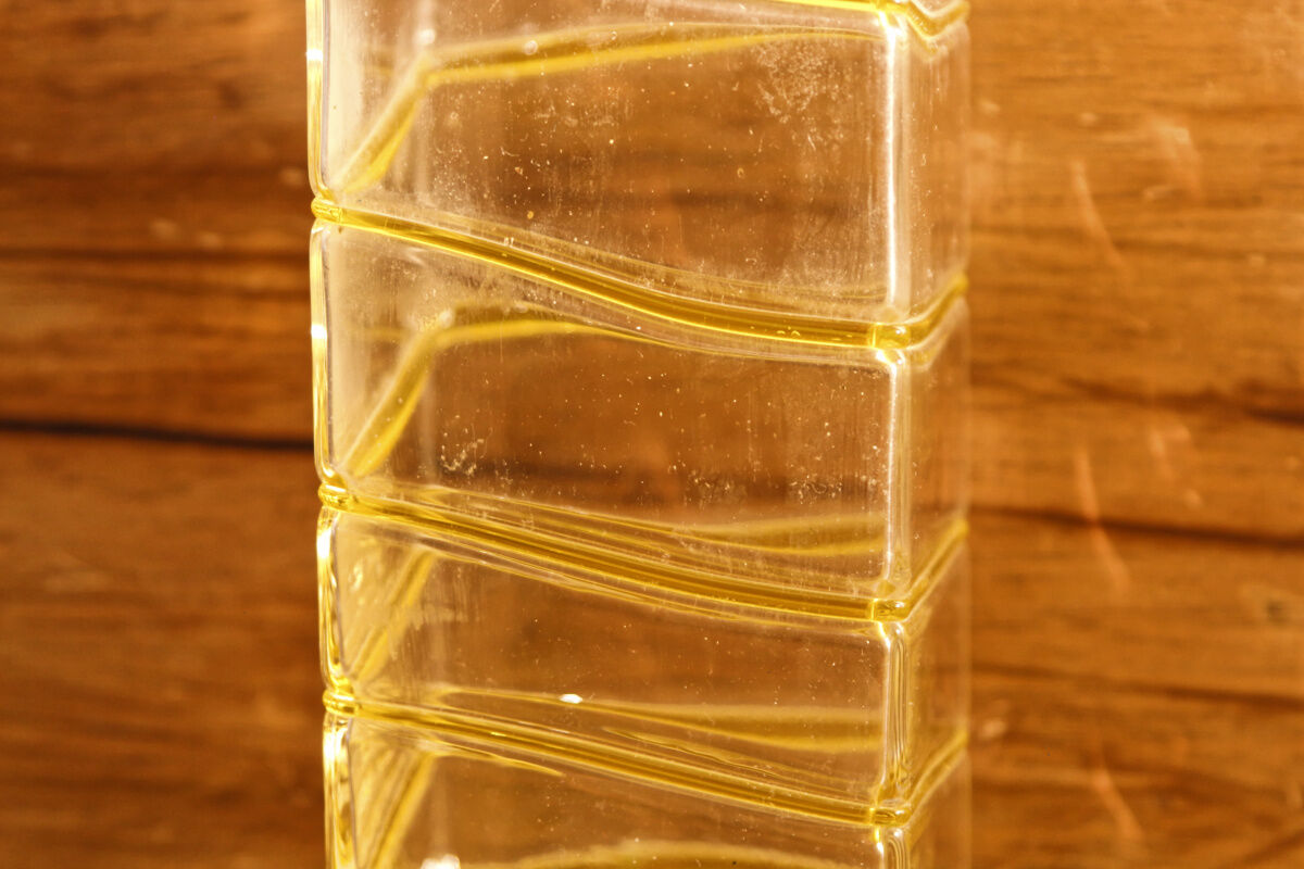 Ridged glass vase, Murano style