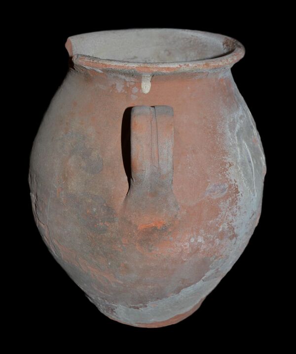 Pot à sel en terre cuite de Provence d'époque XVIII ème