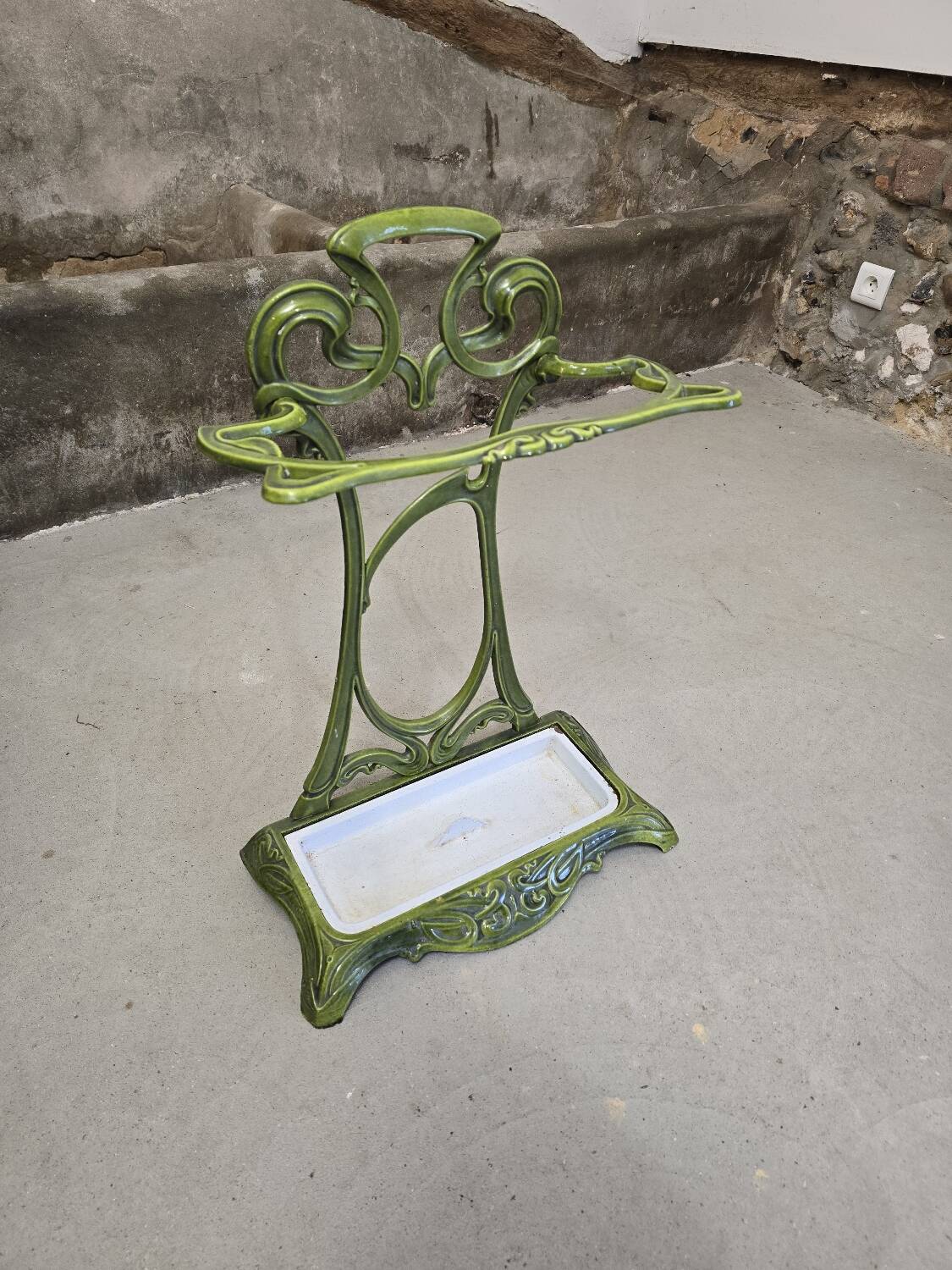 Art Nouveau umbrella stand in green enamelled cast iron