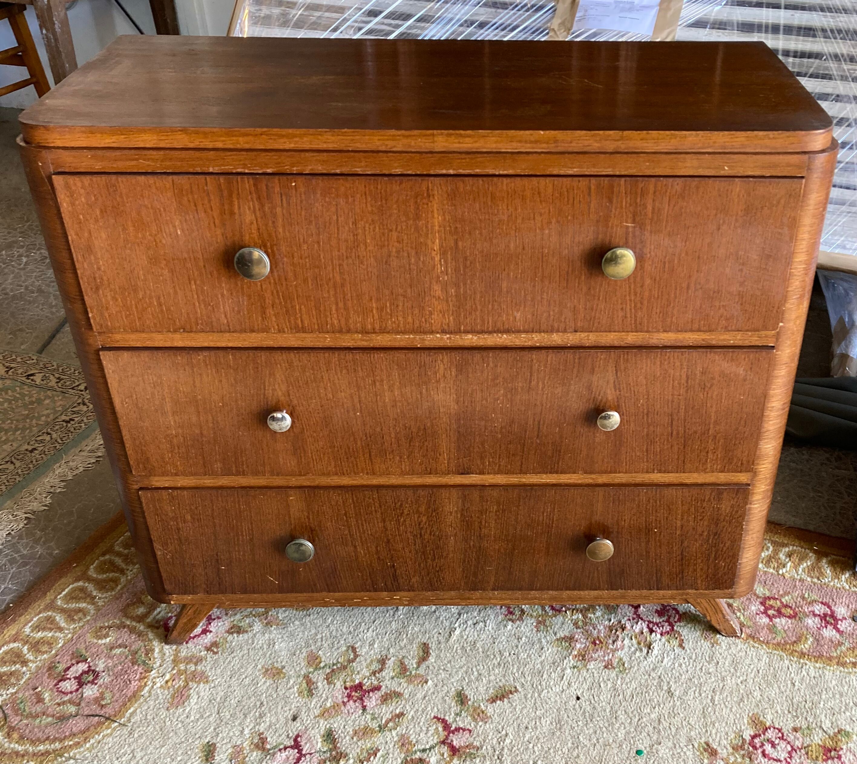 60's chest of drawers
