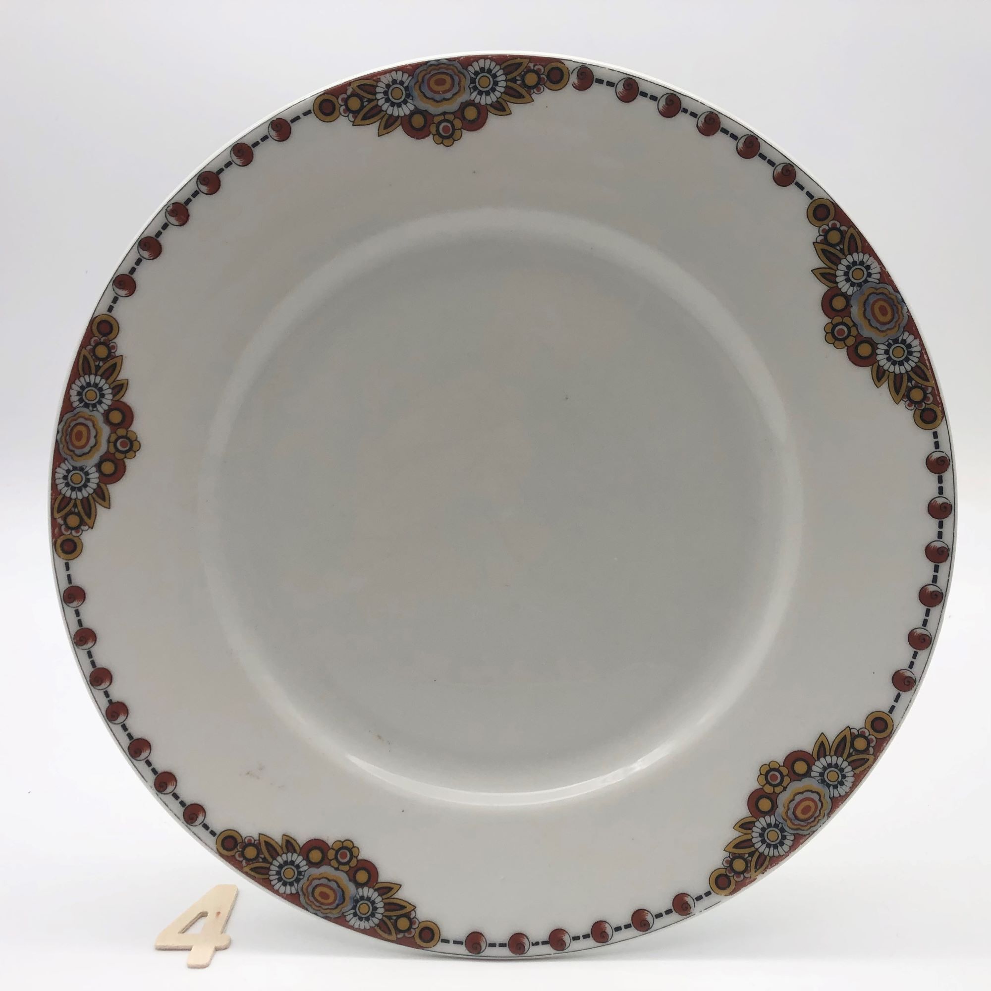 Set of 5 flat plates in Limoges porcelain