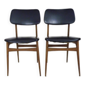 Paire de chaises Scandinave en bois de hêtre et skaï Année 50
