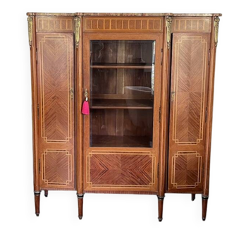 Glass cabinet