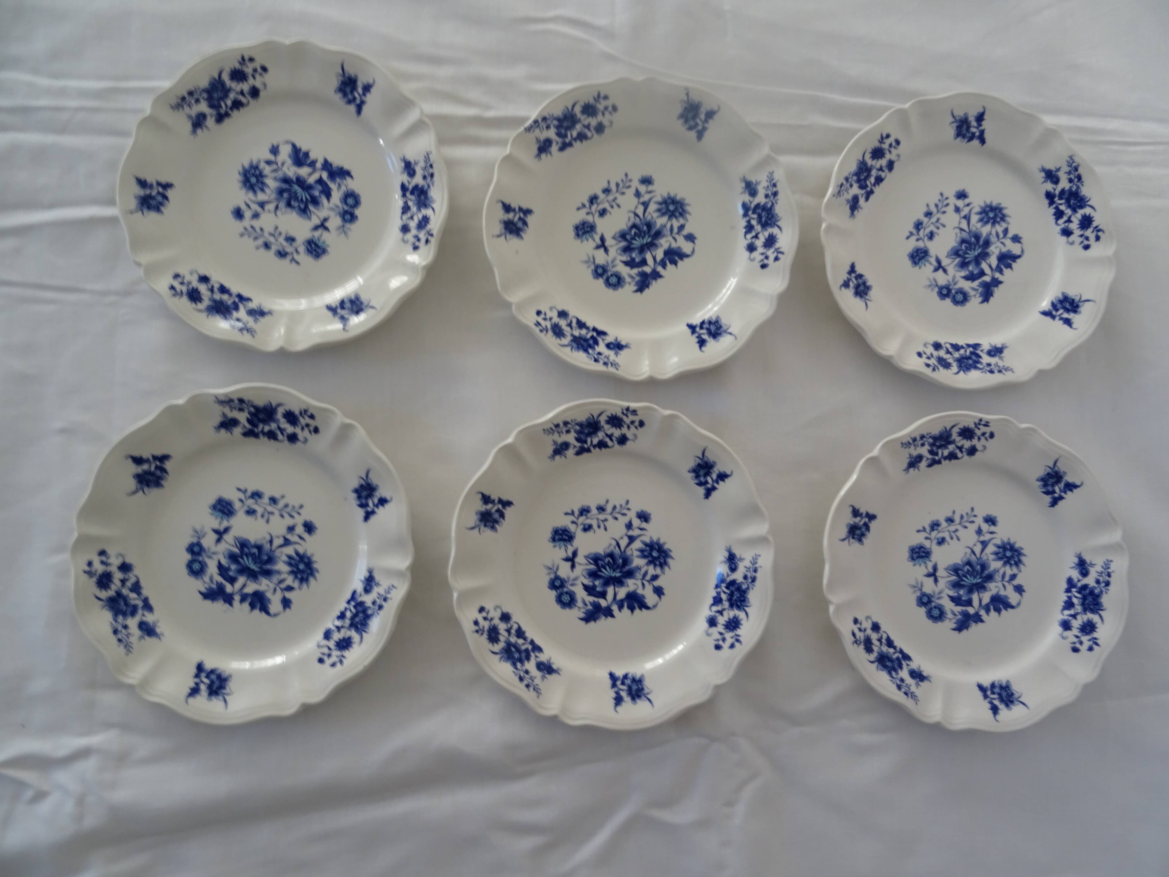 6 Sarreguemines Aubusson plates 429112 blue flowers faience