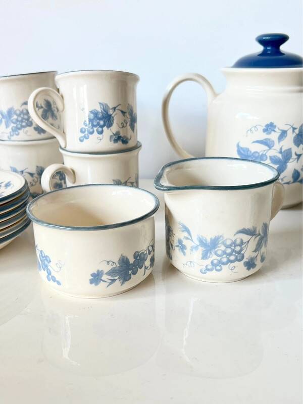 Vintage Staffordshire coffee set – blue grape decor – 1970s