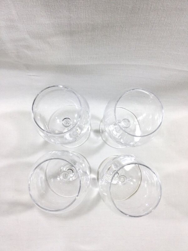 Lot de 4 verres à vin ballon Baccarat