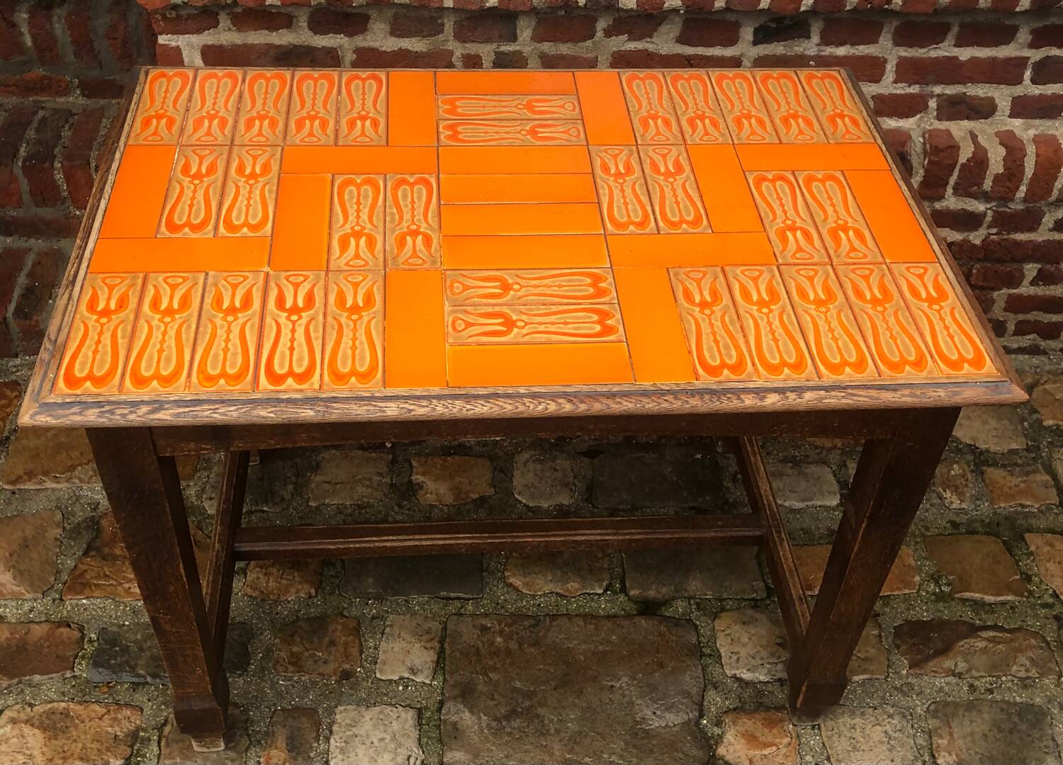 Vintage Table 1970