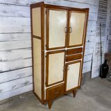Mado cabinet