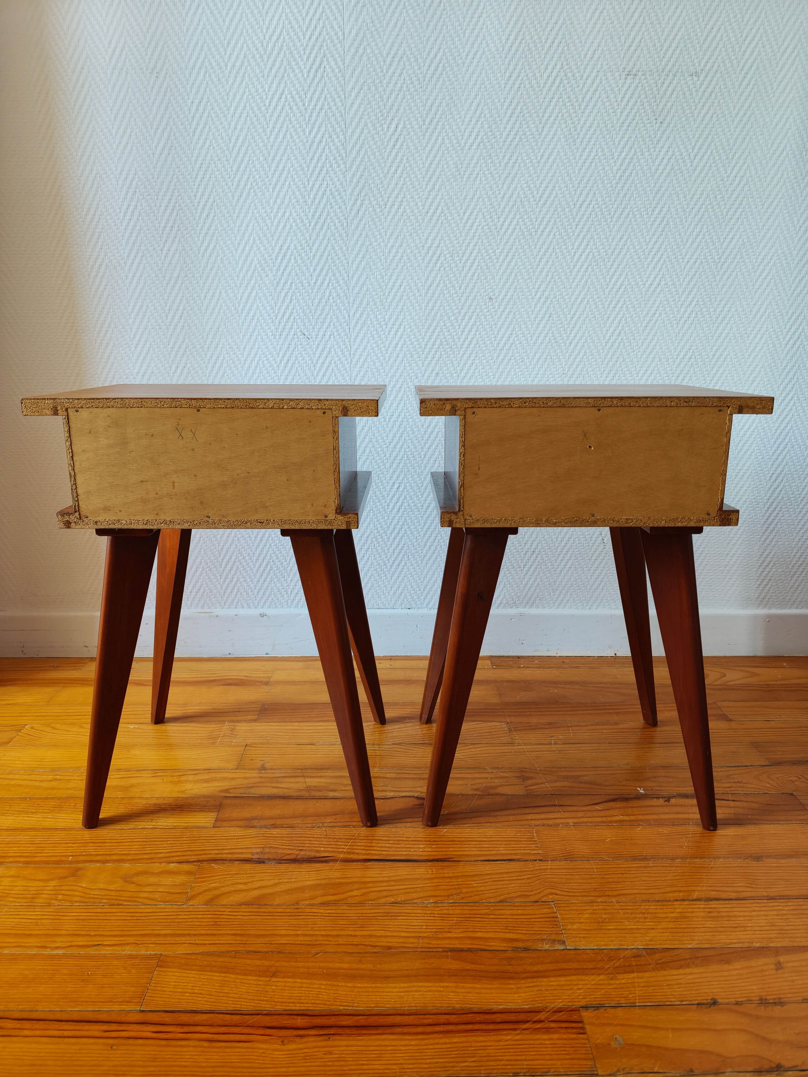 Paire de tables de chevet vintage Mid-century pieds compas