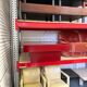 Table basse italienne rouge du milieu du siècle avec plateau en verre