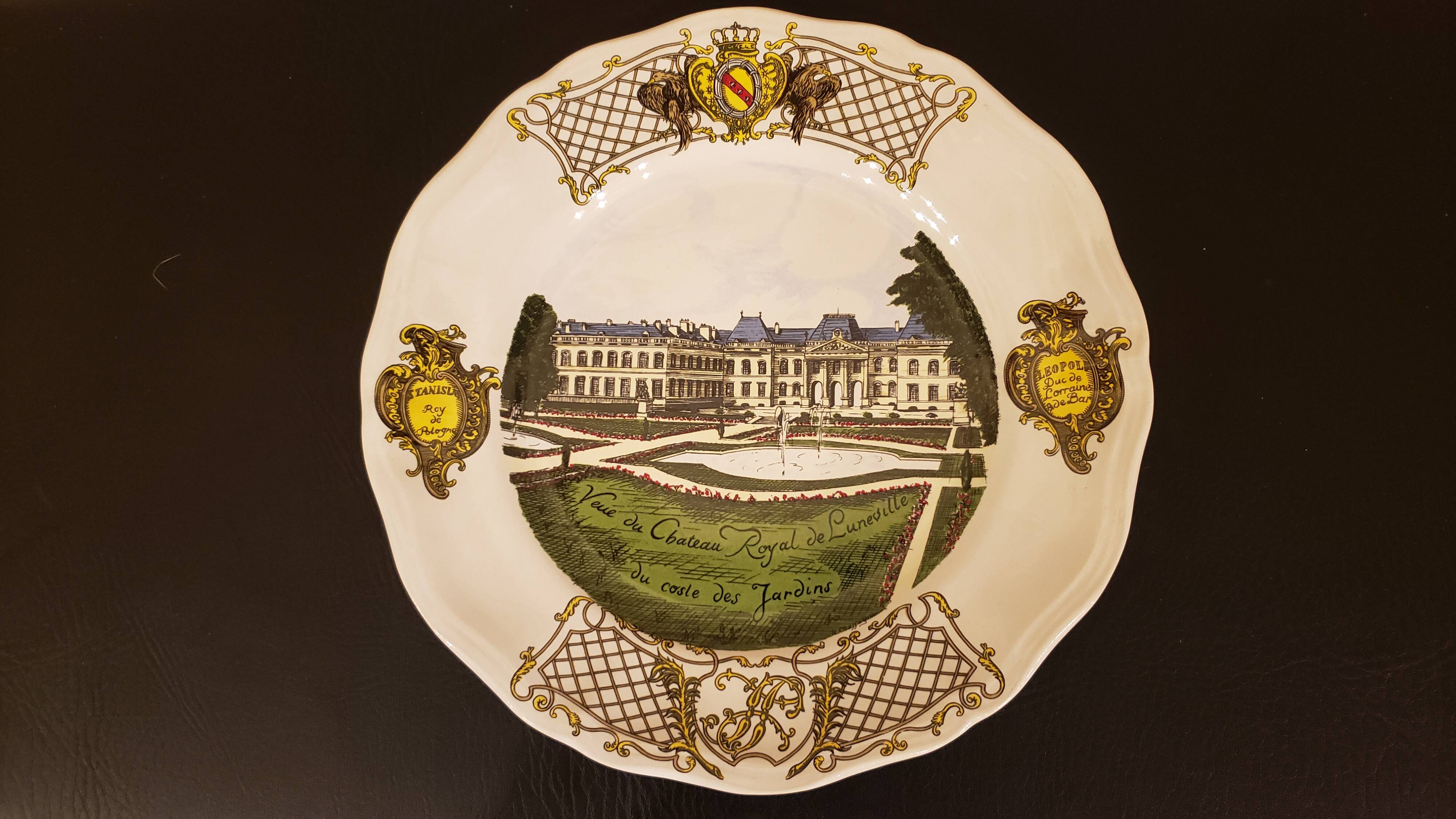 2 superb Lunéville earthenware plates
