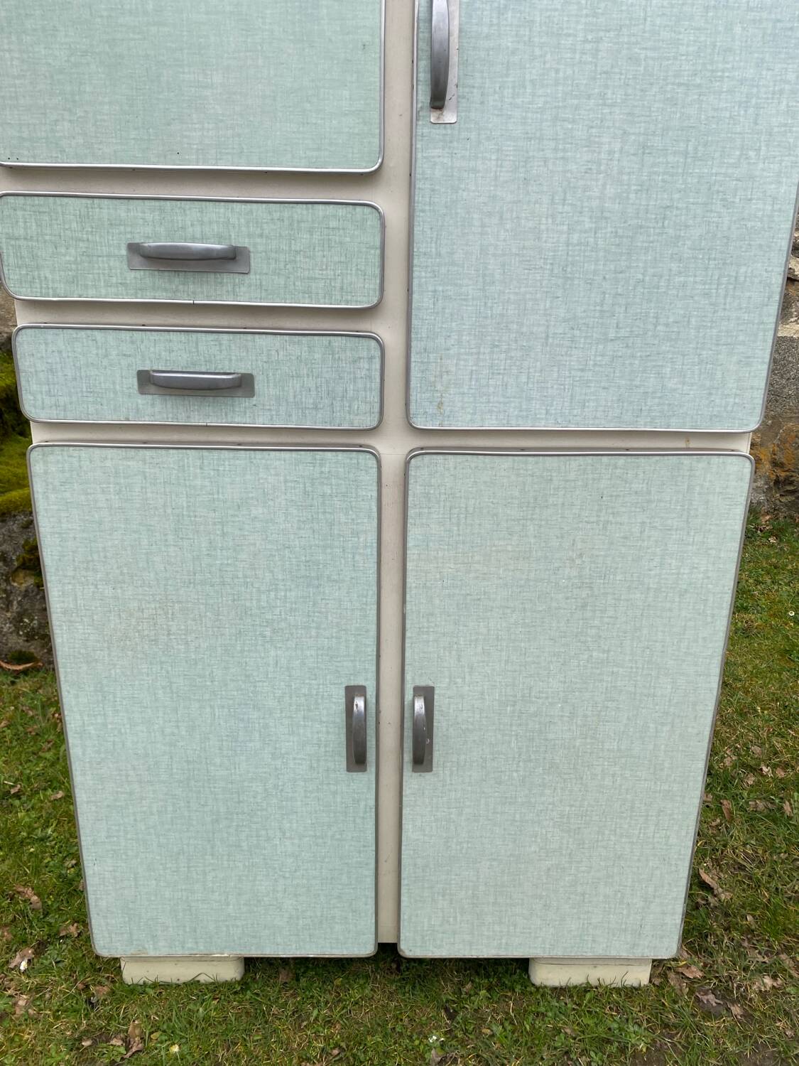 Vintage kitchen cabinet in blue Formica (sea green)