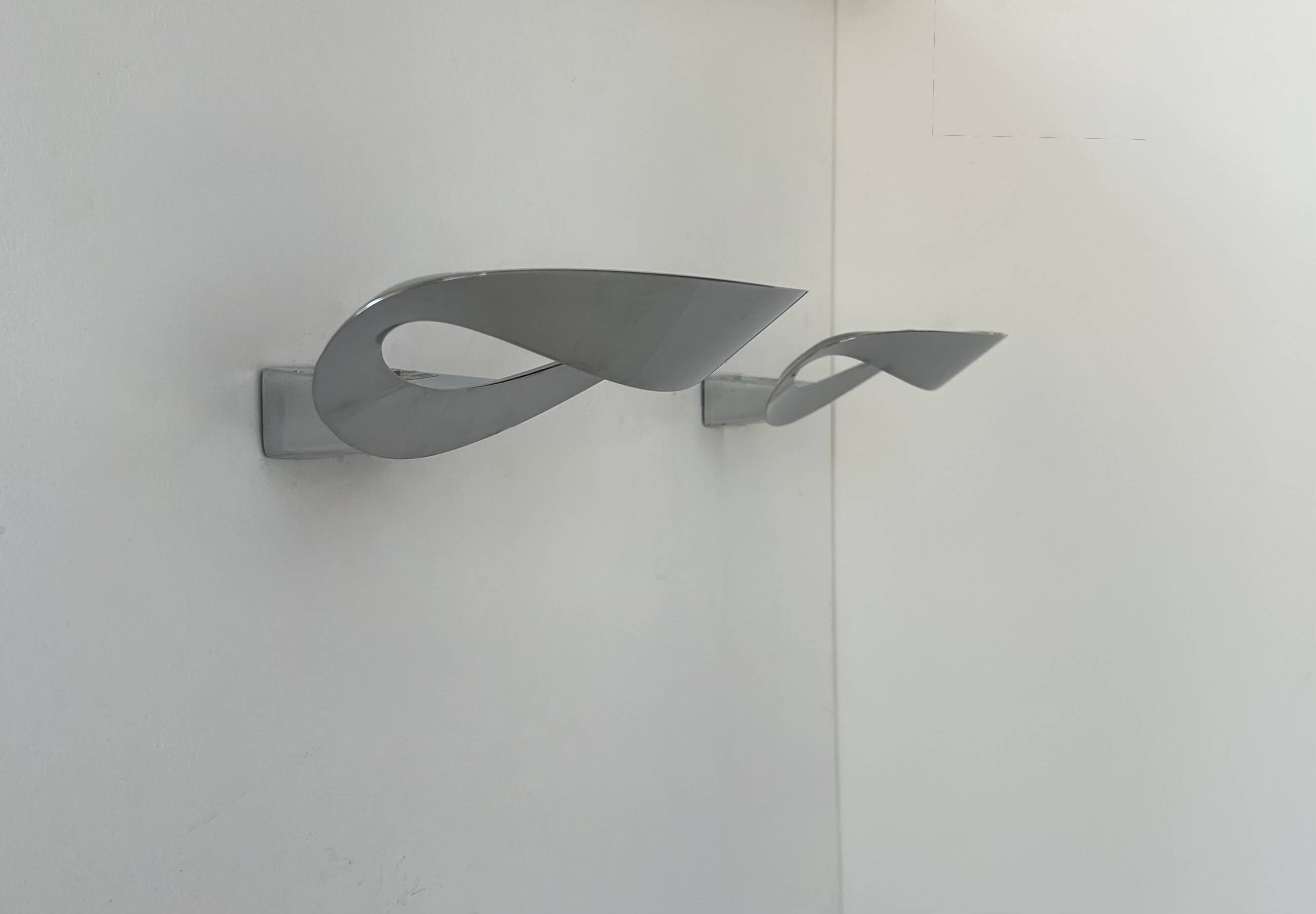 Pair of Mesmeri wall lights for Flos, Italy, 1980