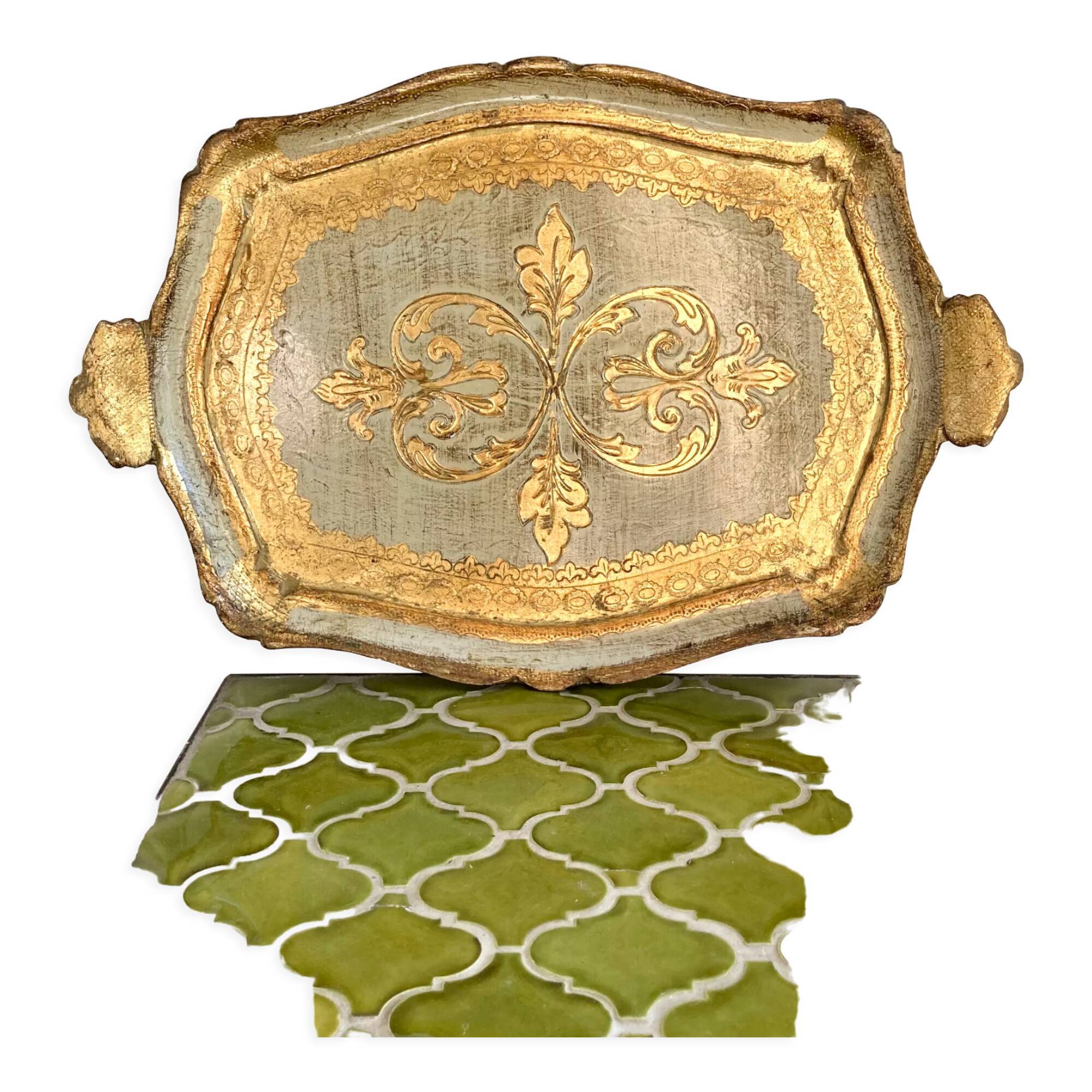 Top in gilded Florentine wood