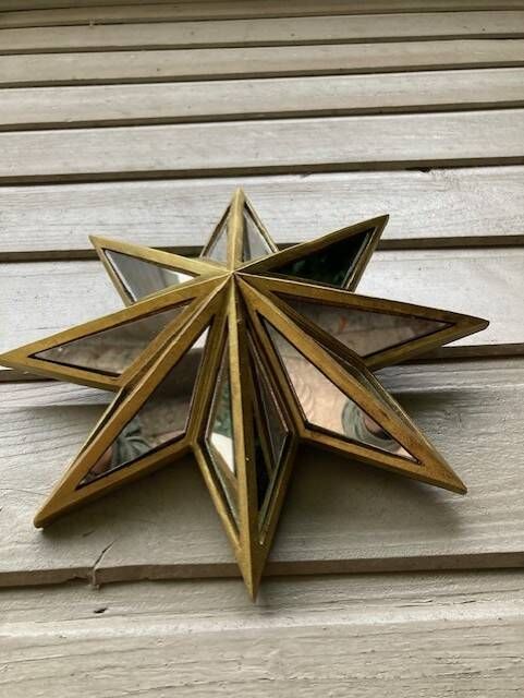 Miroir en forme d'étoile