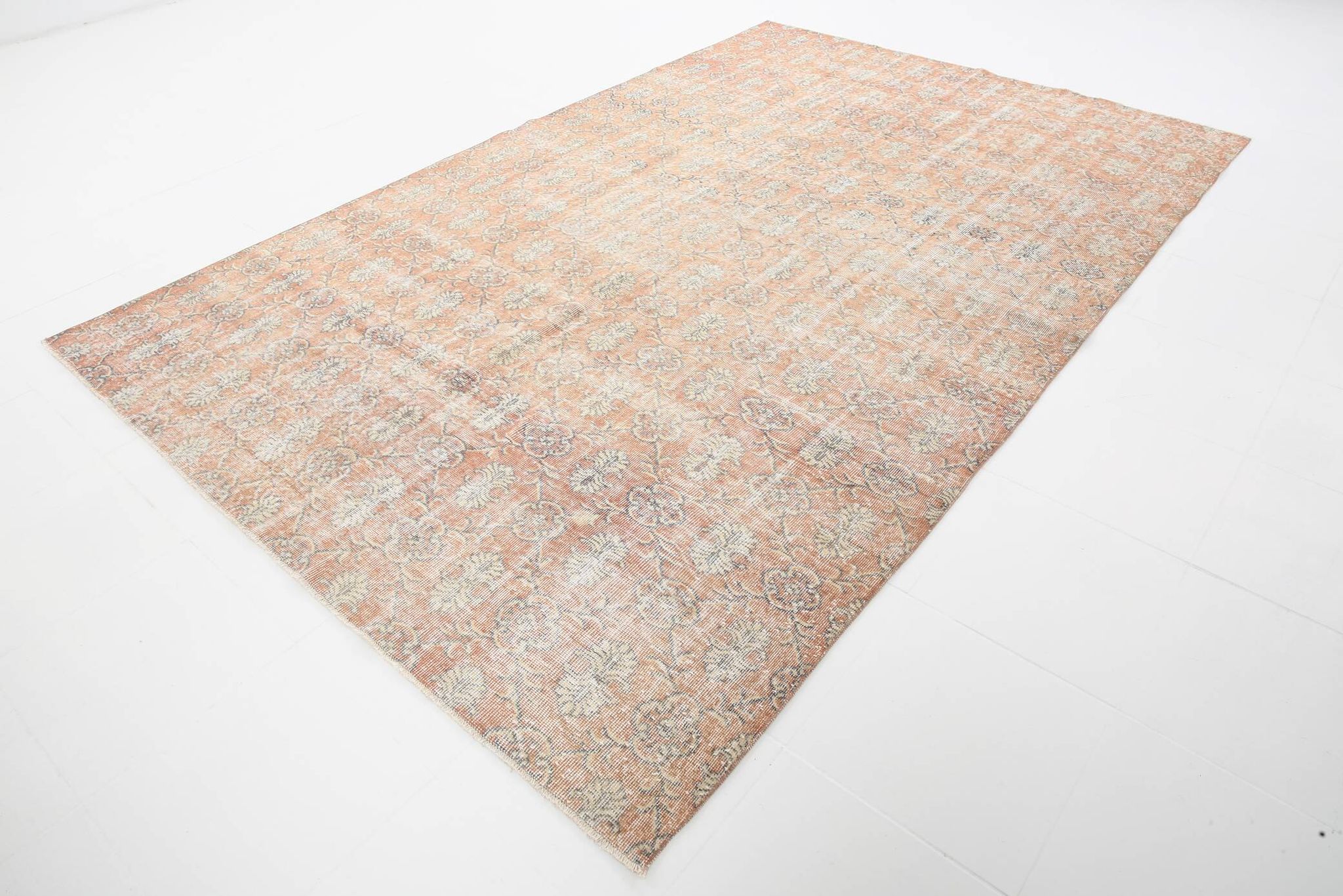 7x11 Muted Orange Classic Vintage Rug, 217x336Cm