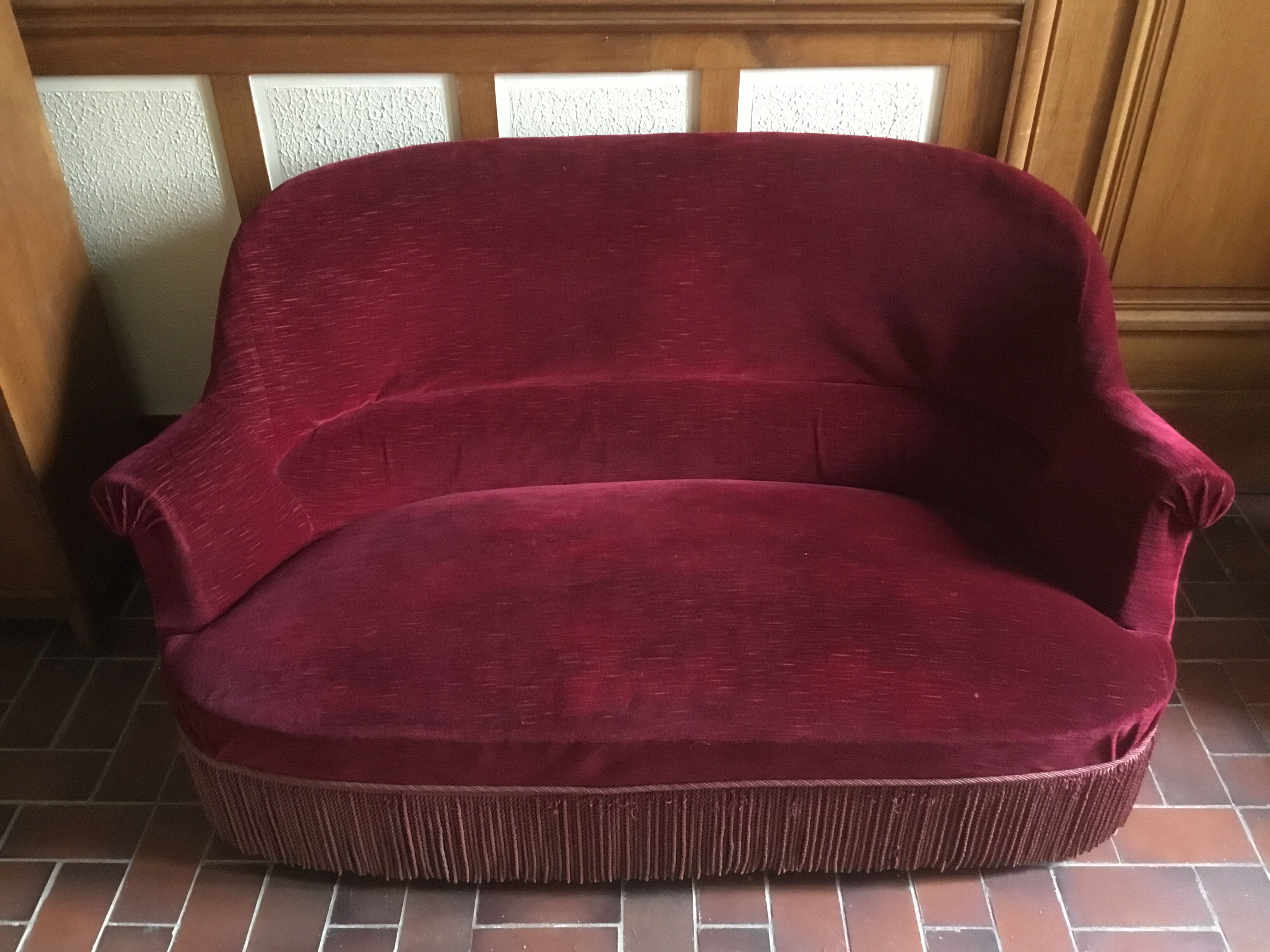 Toad red velvet sofa