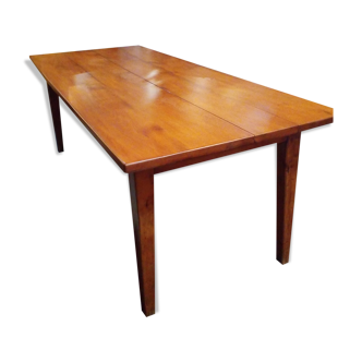 Farm table