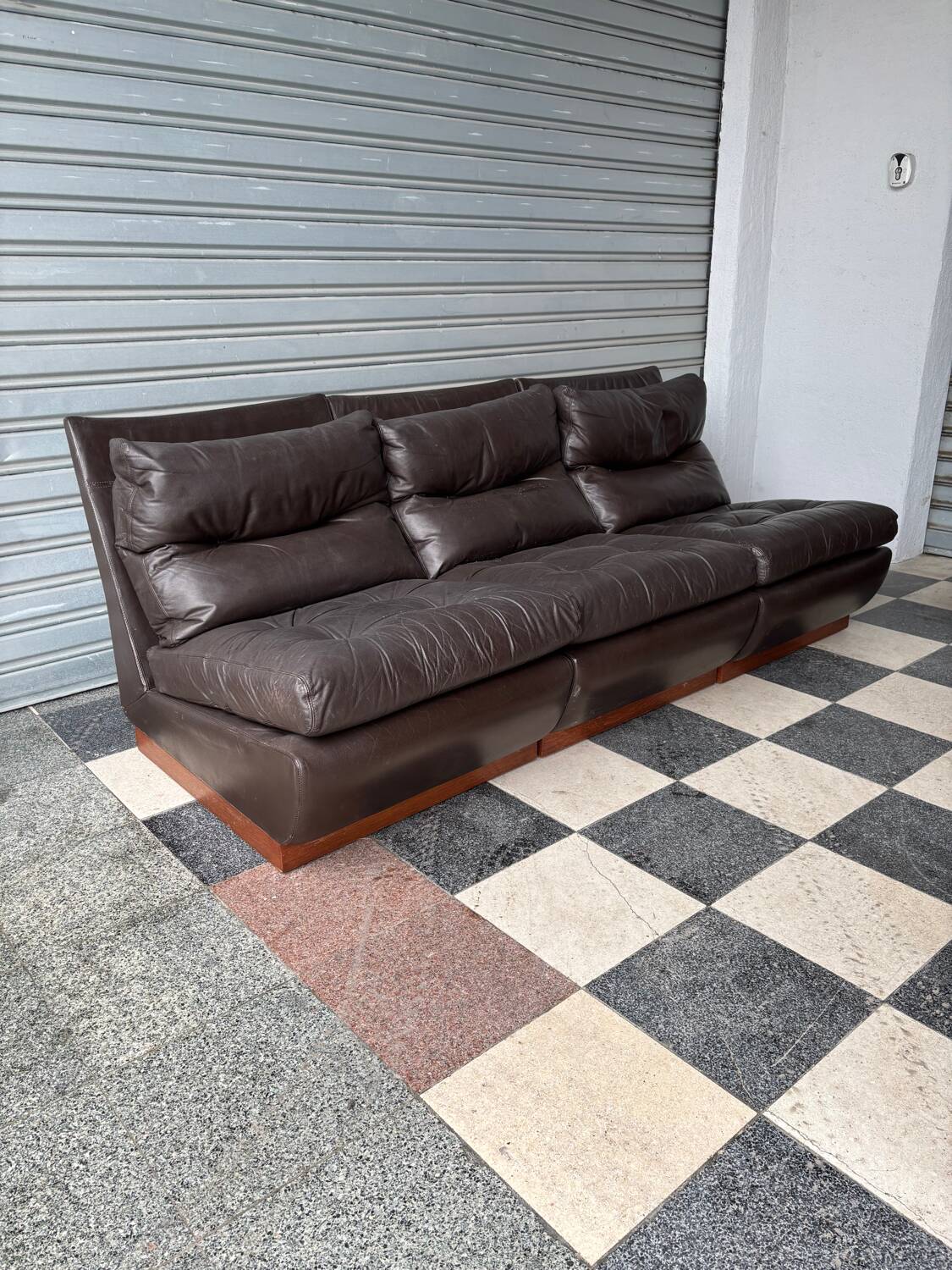 Chauffeuse cuir Roche Bobois