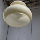 Space age suspension in opaline