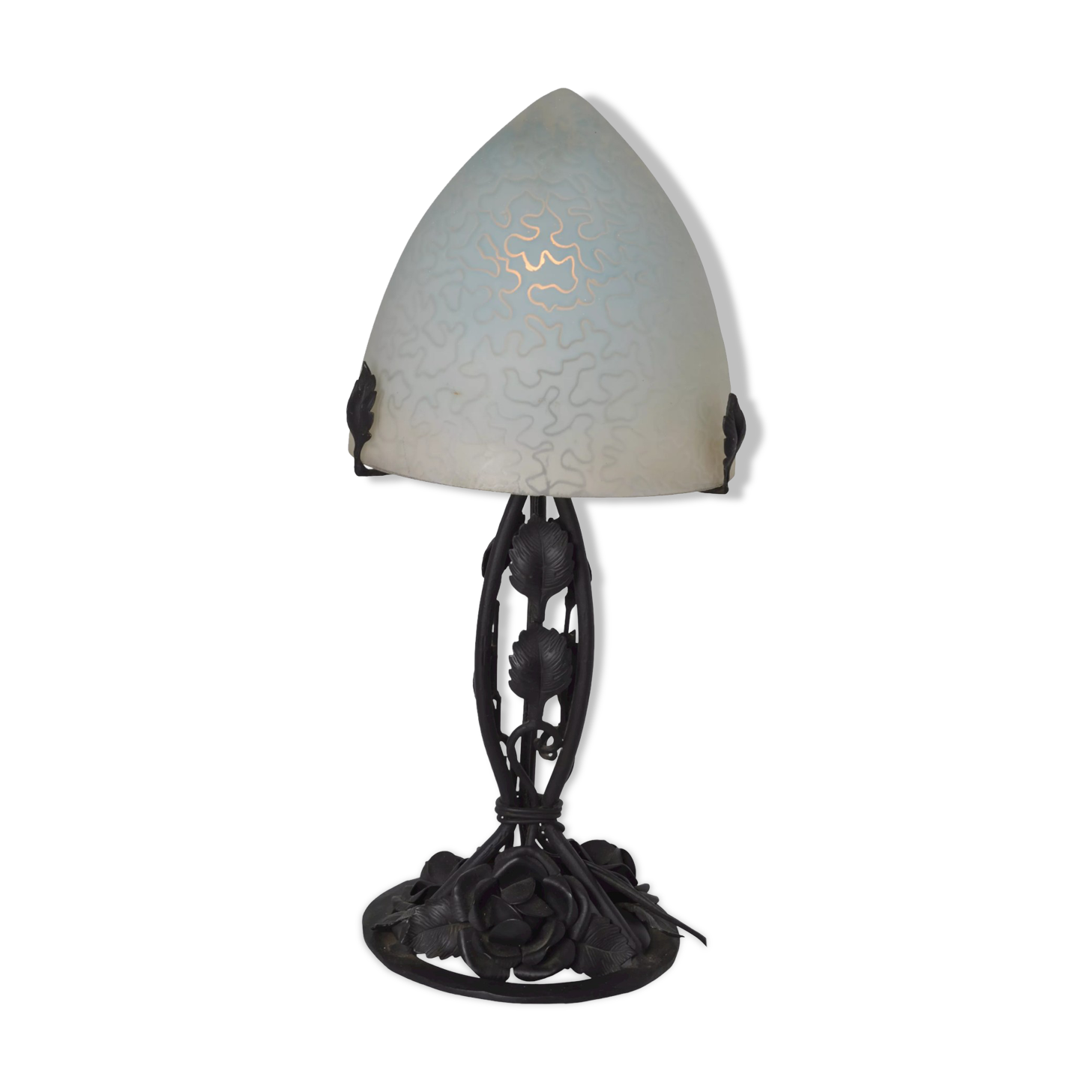 Art Nouveau shell lamp