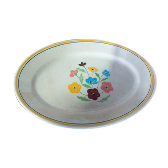 Serving or presentation dish in porcelain