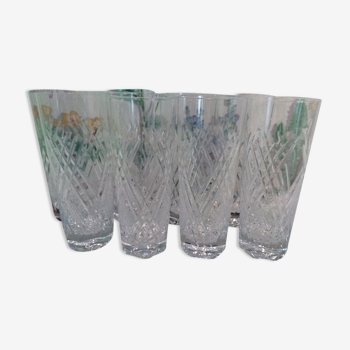 Set de 8 verres en cristal taillé