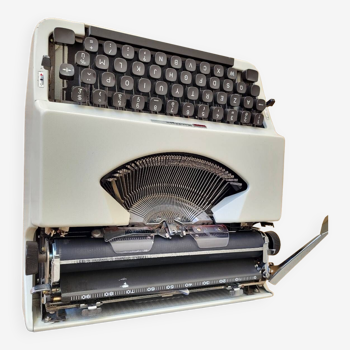 Monditype typewriter