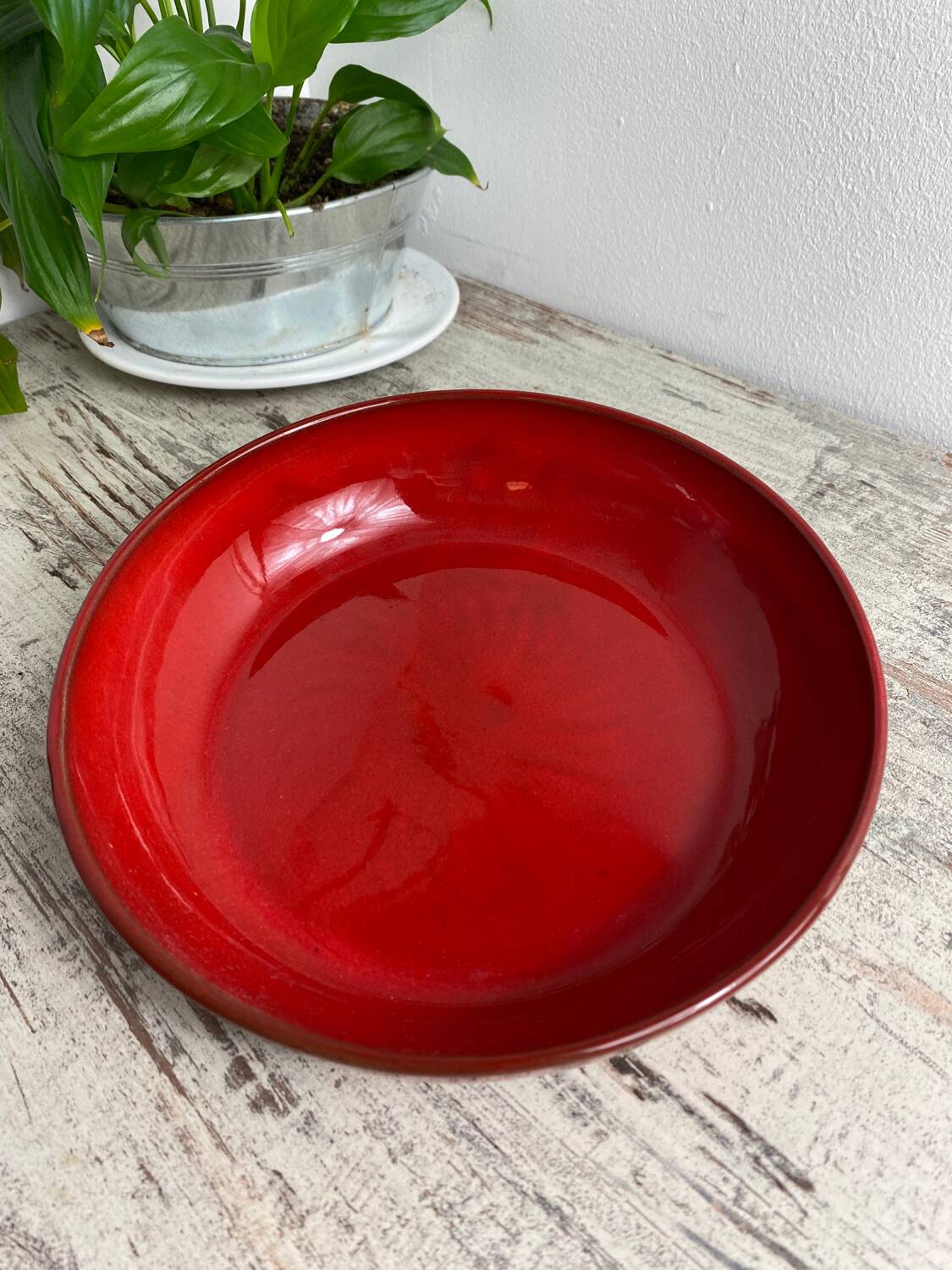 Glazed ceramic dish