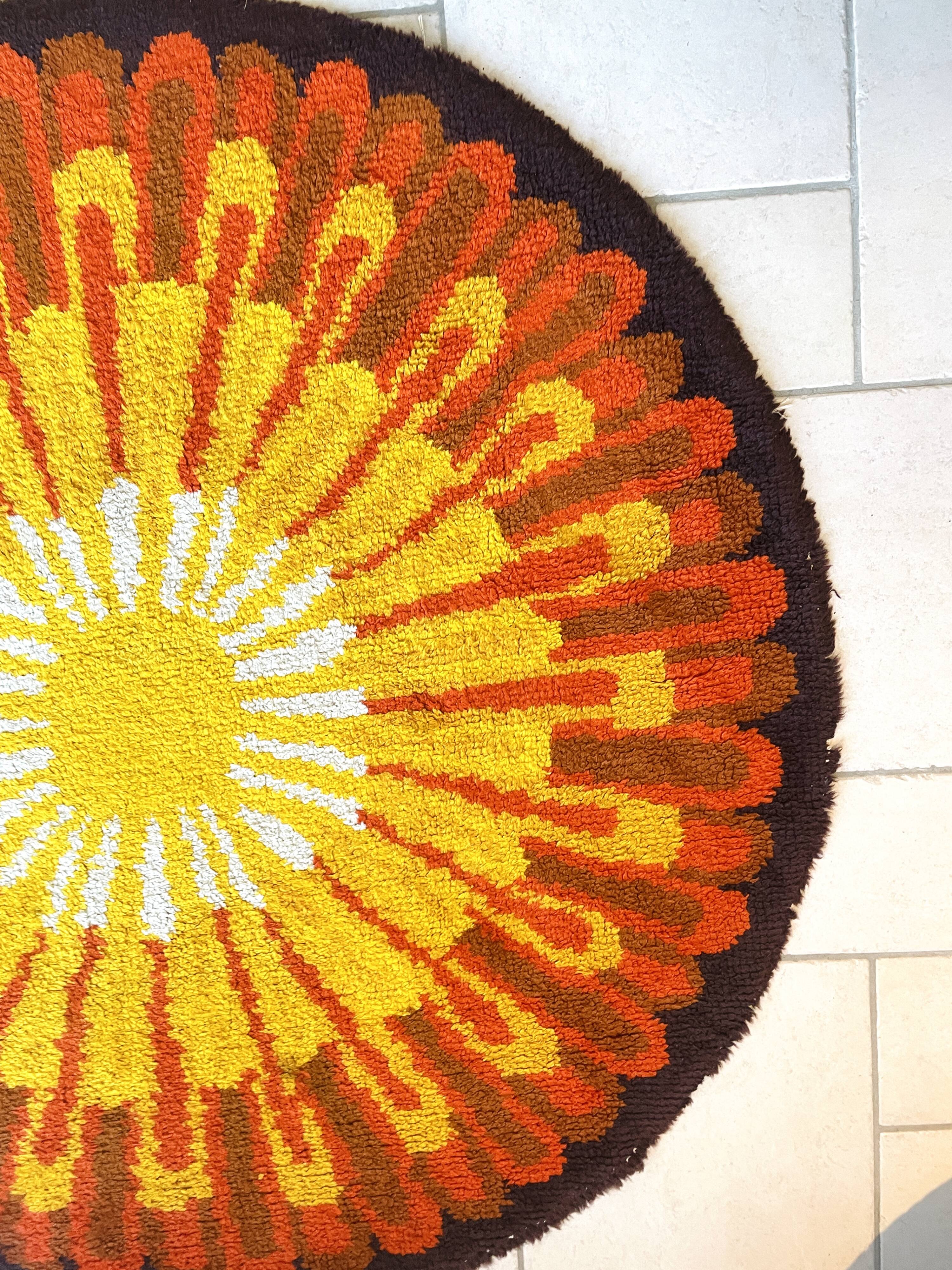 Desso 70s round rug