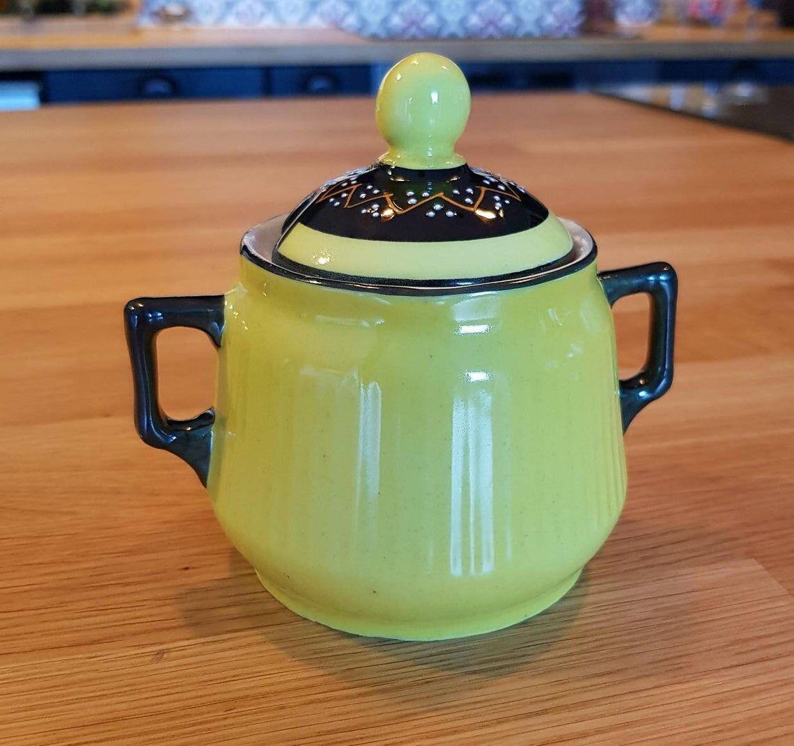 Milk and sugar pot in earthenware