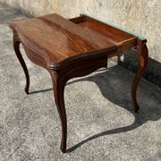 Table de jeu en bois d'acajou Napoléon III, 18ème siècle