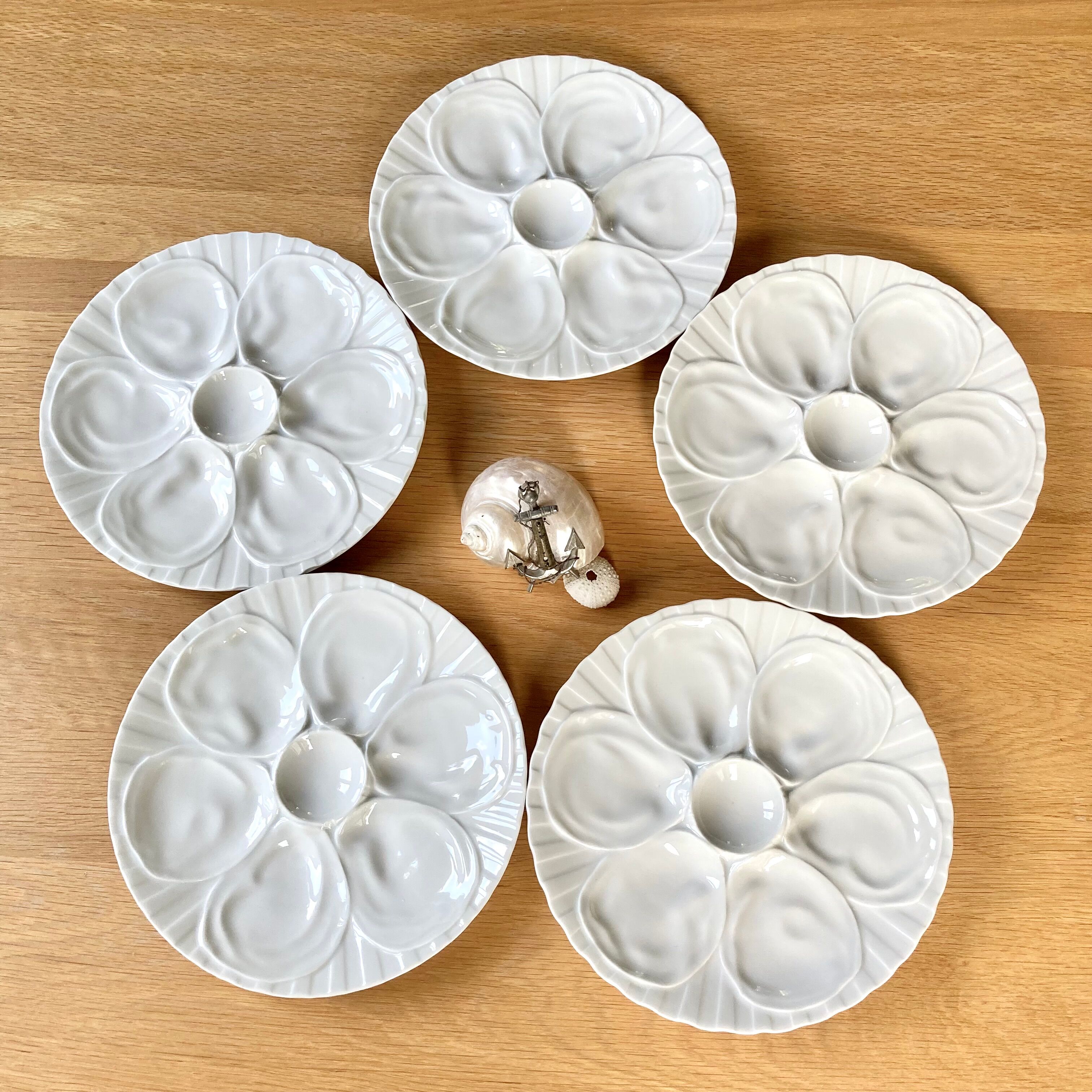 Pillyvuyt oyster plates