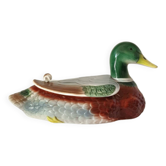 Empty vintage duck barbotine pocket