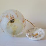 Marbled opaline suspension