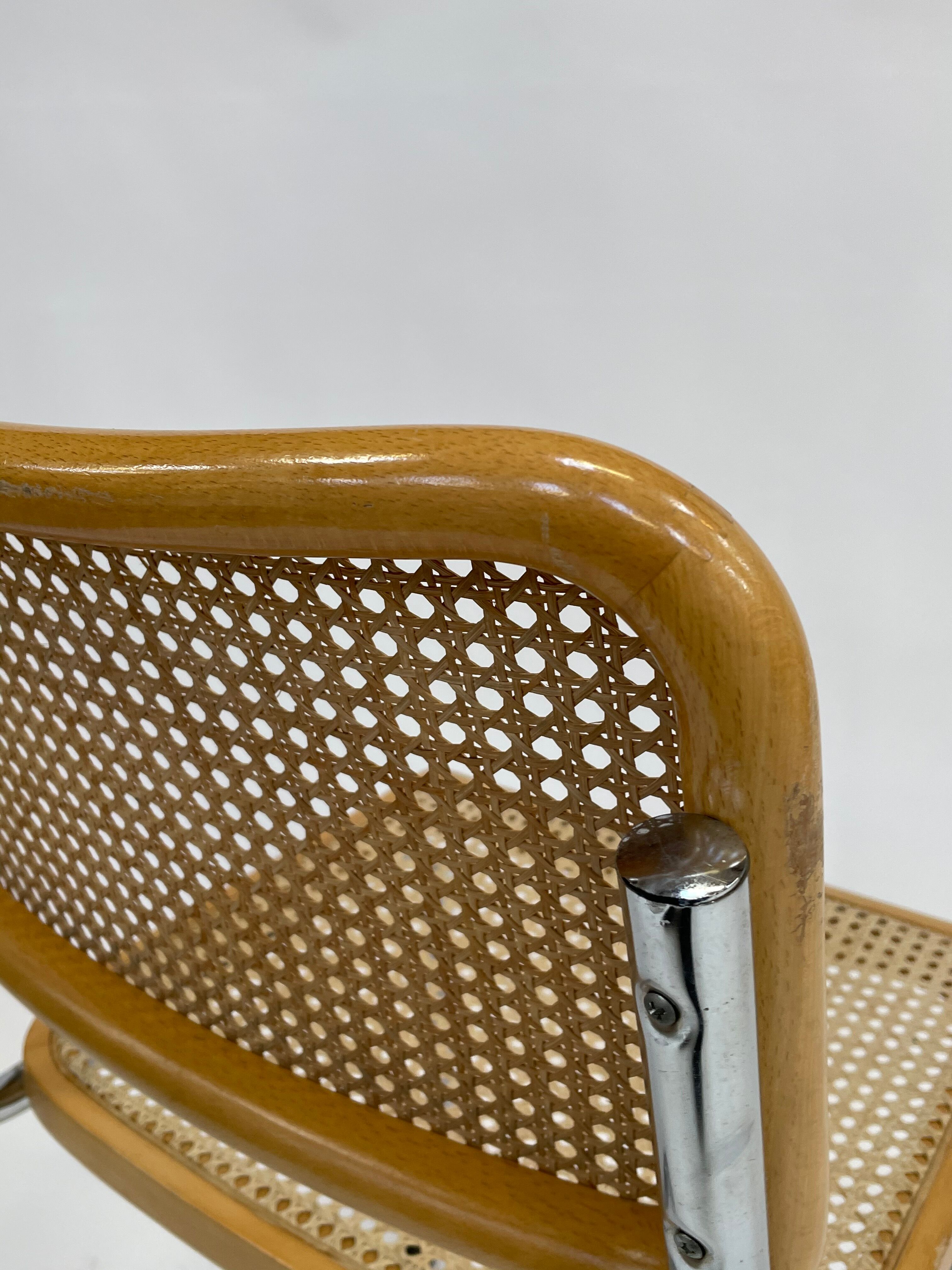 Cesca design chair b32 model