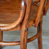 Chaises bistrot en bois courbé