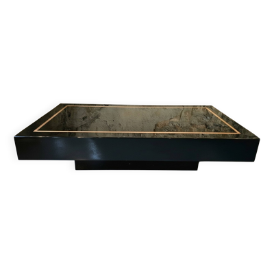 Jean-Claude Mahey, attribuée à – Table basse en laque noire et laiton, Mais