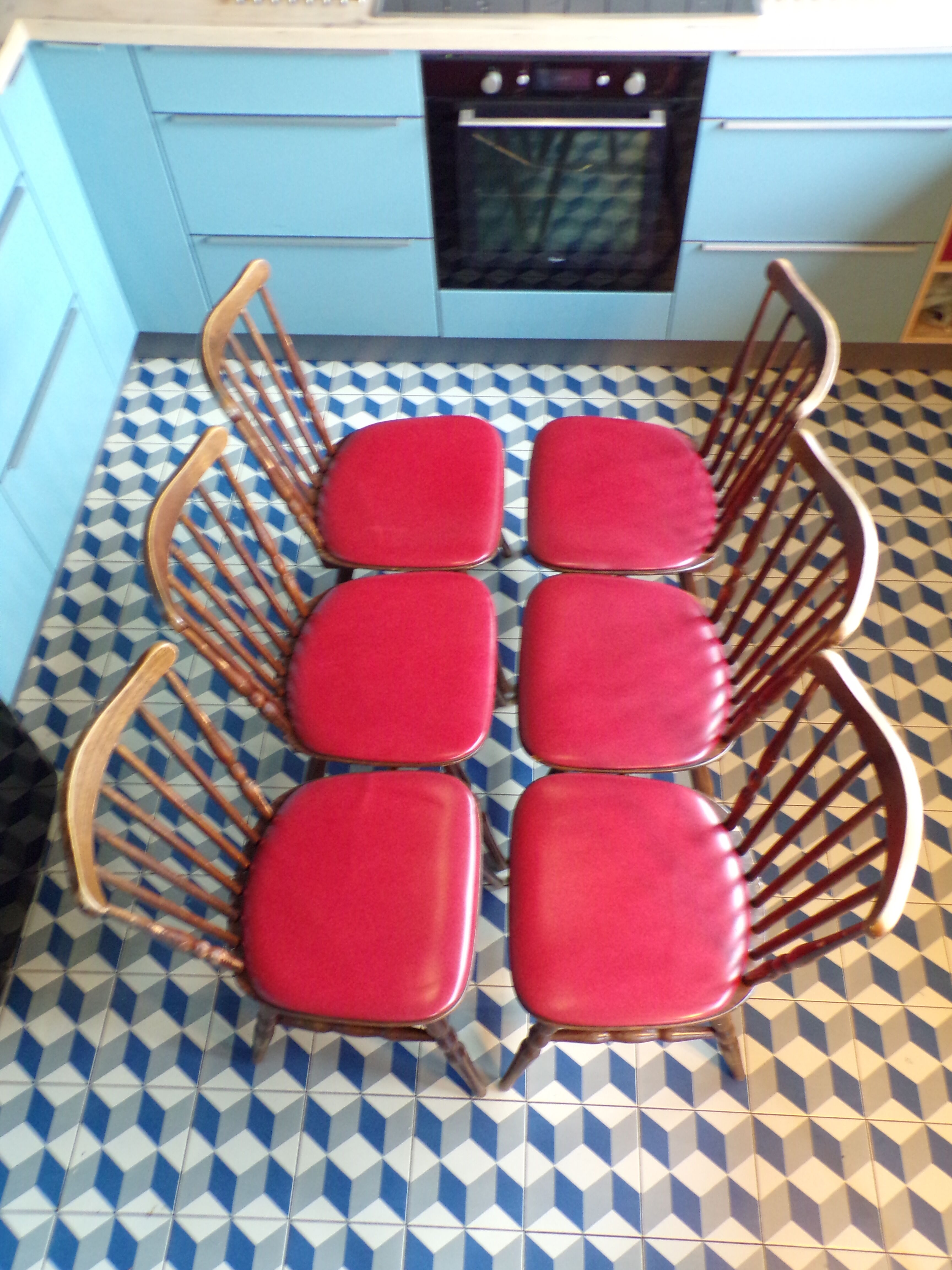 Suite 6 Baumann Tacoma Boston bistro chairs