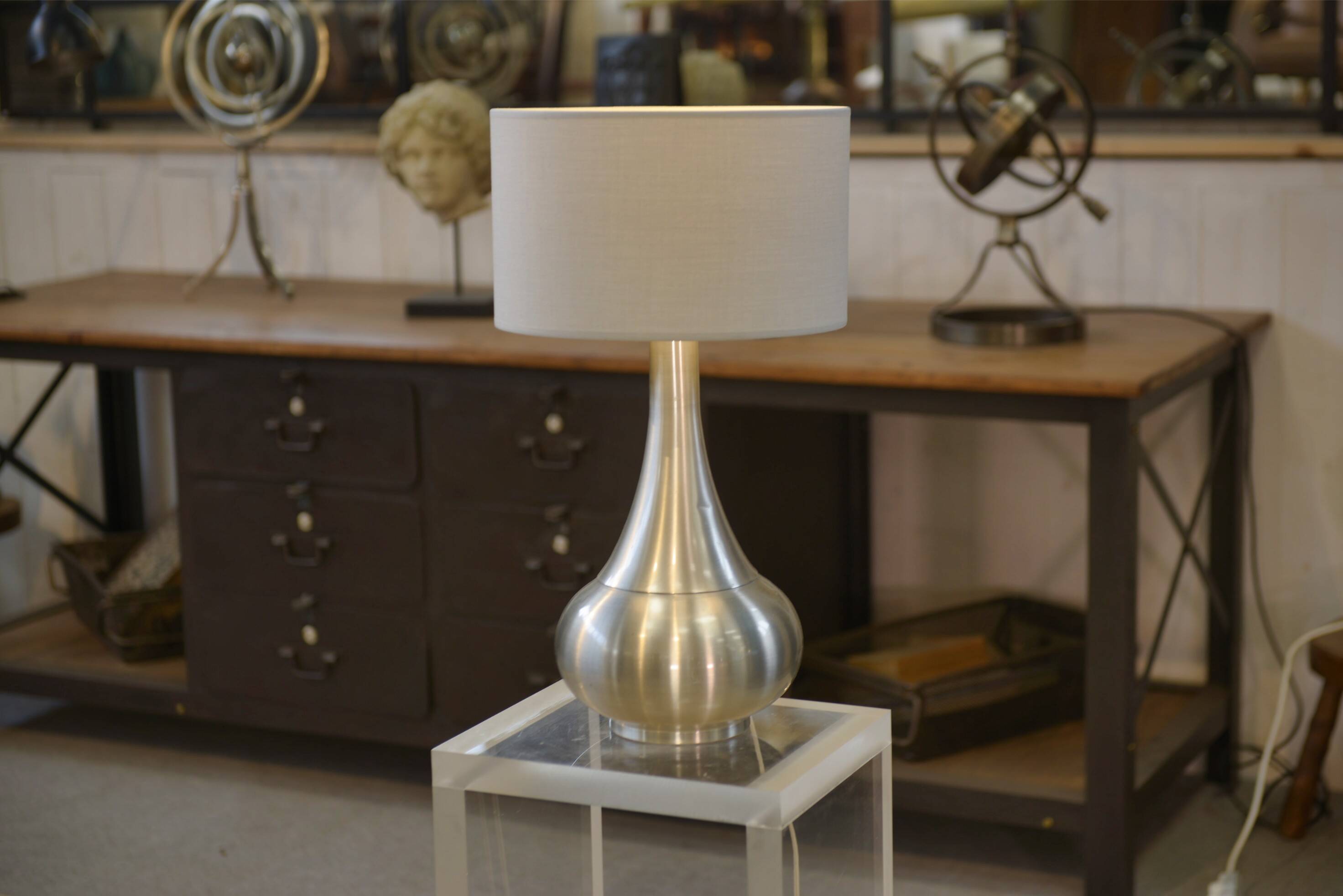 Lampe design en aluminium brossé 1970’s