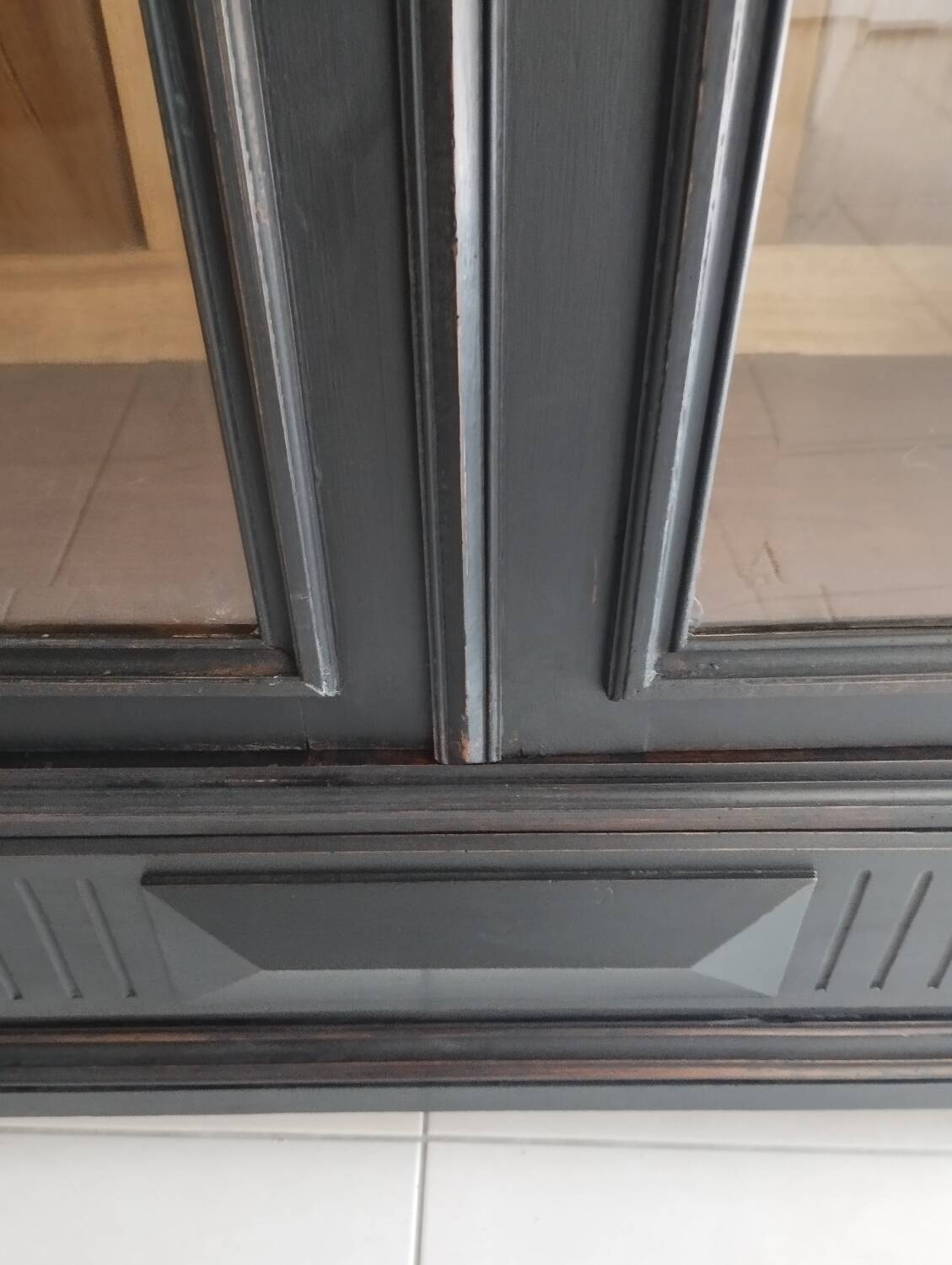 Old 2-door bookcase with black patina