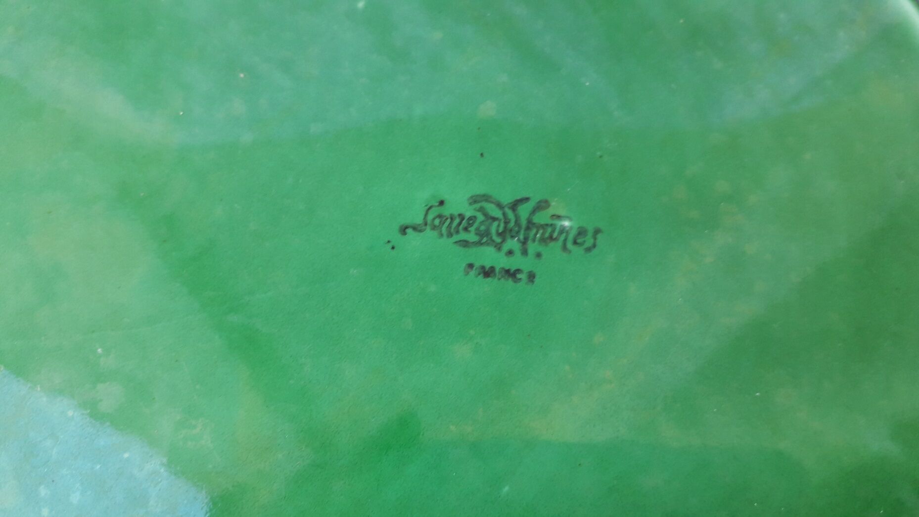 Green underside Sarreguemines