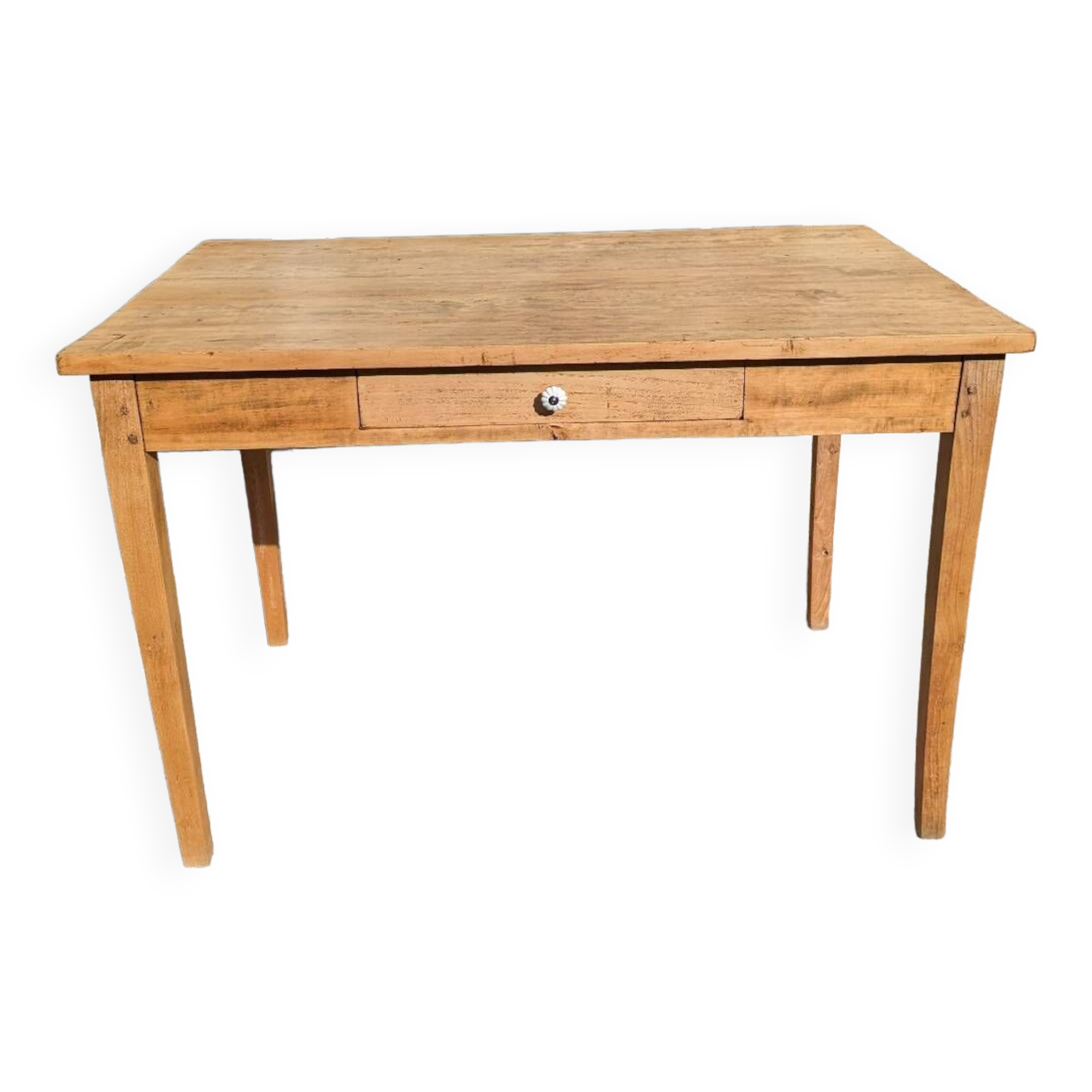 Farm table