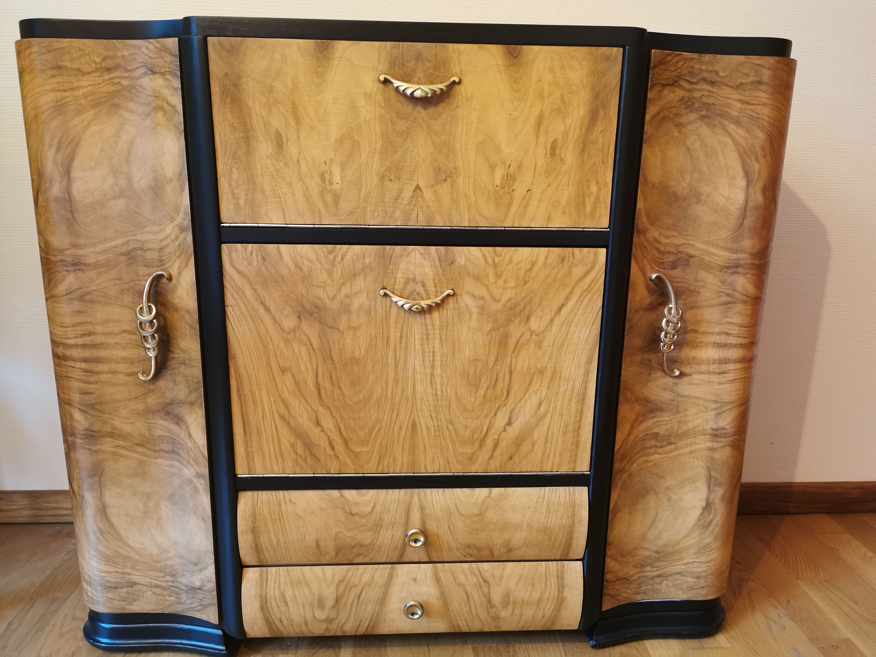 Meuble bar art deco