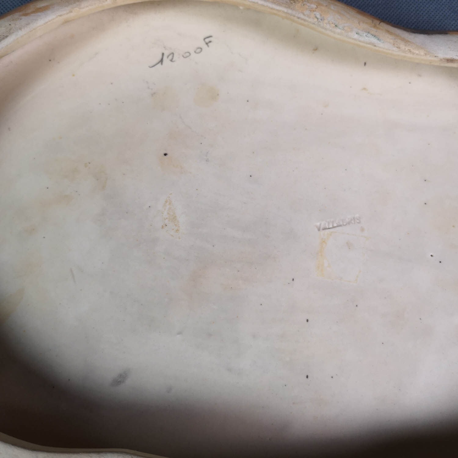 Grandjean Jourdan free-form tray - Faux-bois mat Vallauris