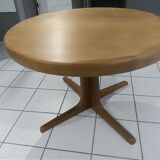 Baumann Extendable Round Table 1970s.
