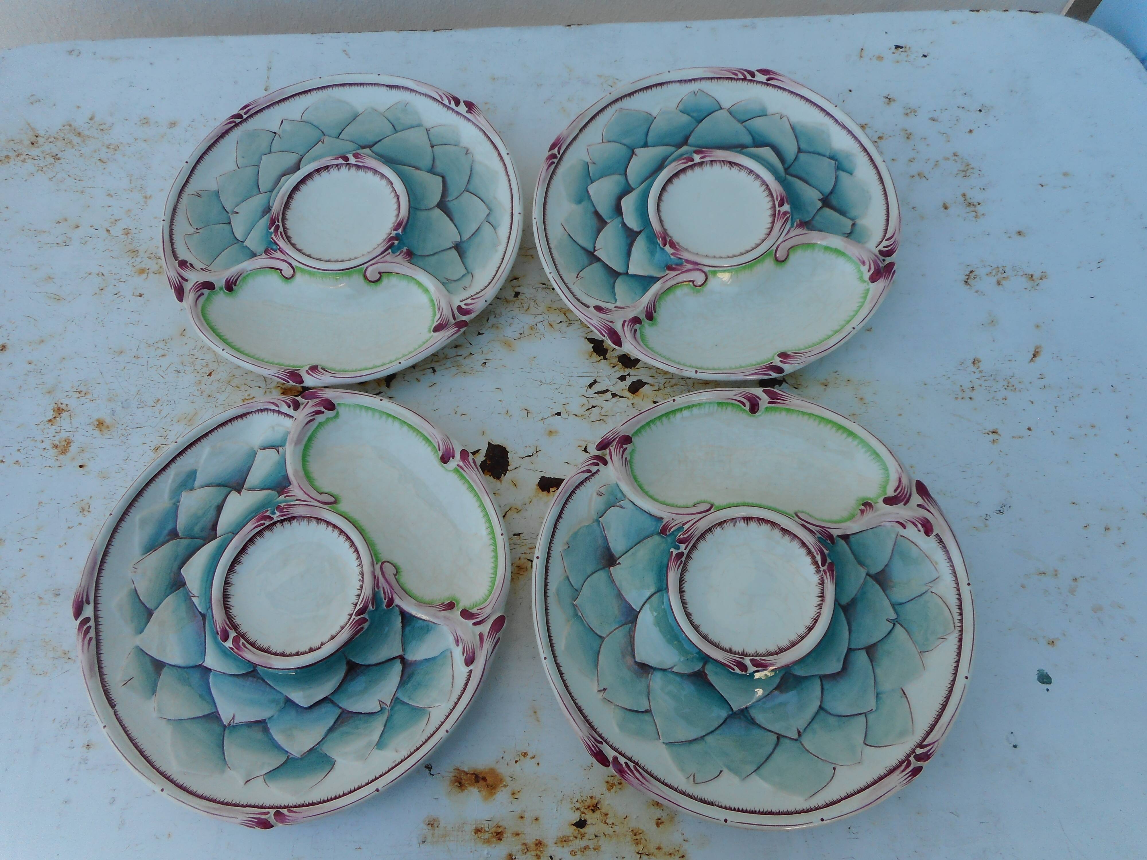 Set of four artichoke plates in earthenware