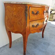 Louis XV chest of drawers in rosewood marquetry