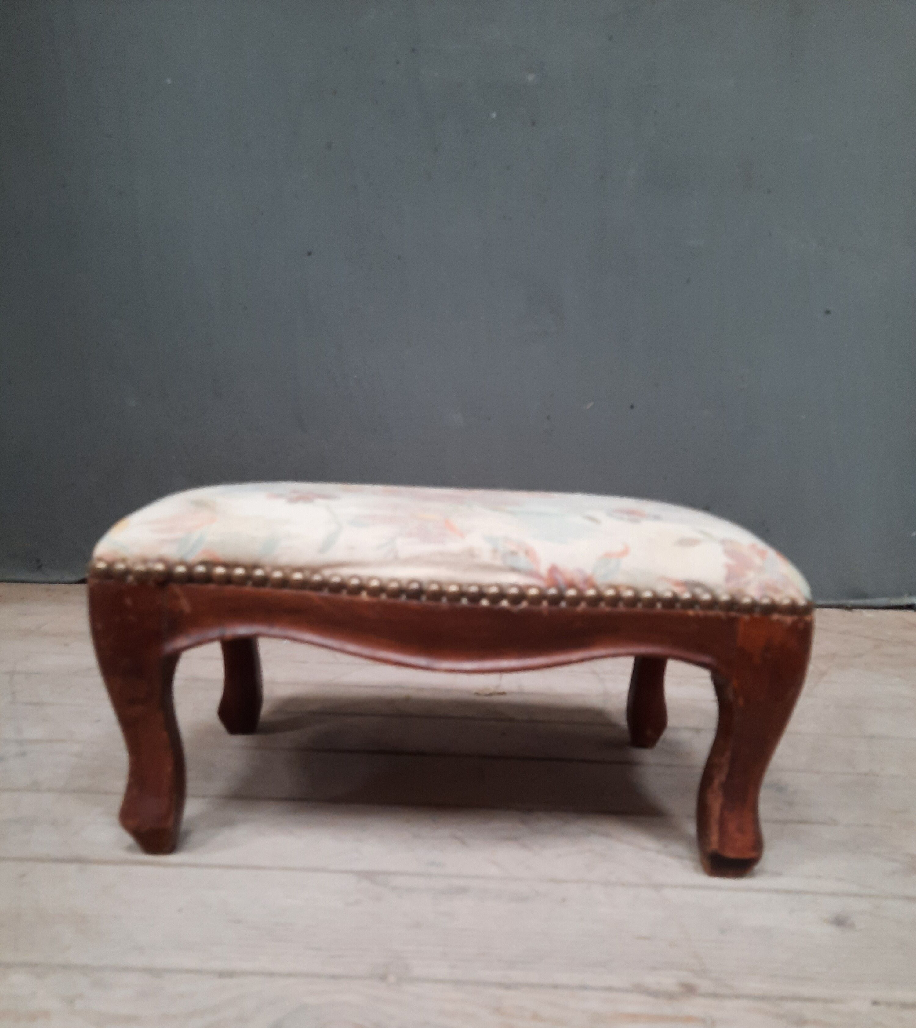 Footrest Louis XV style