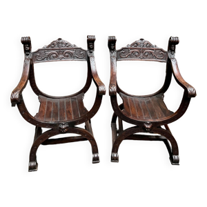 Paire de chaises Dagobert.